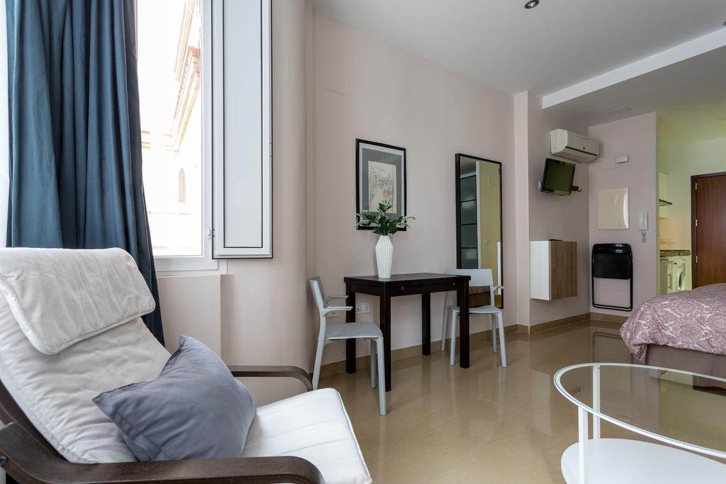 Apartamentos Edificio Constitucion Sevilla Exterior foto